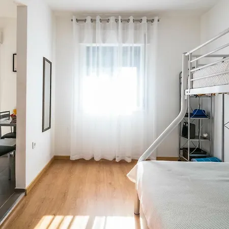 A Francos Balcony * بورتو